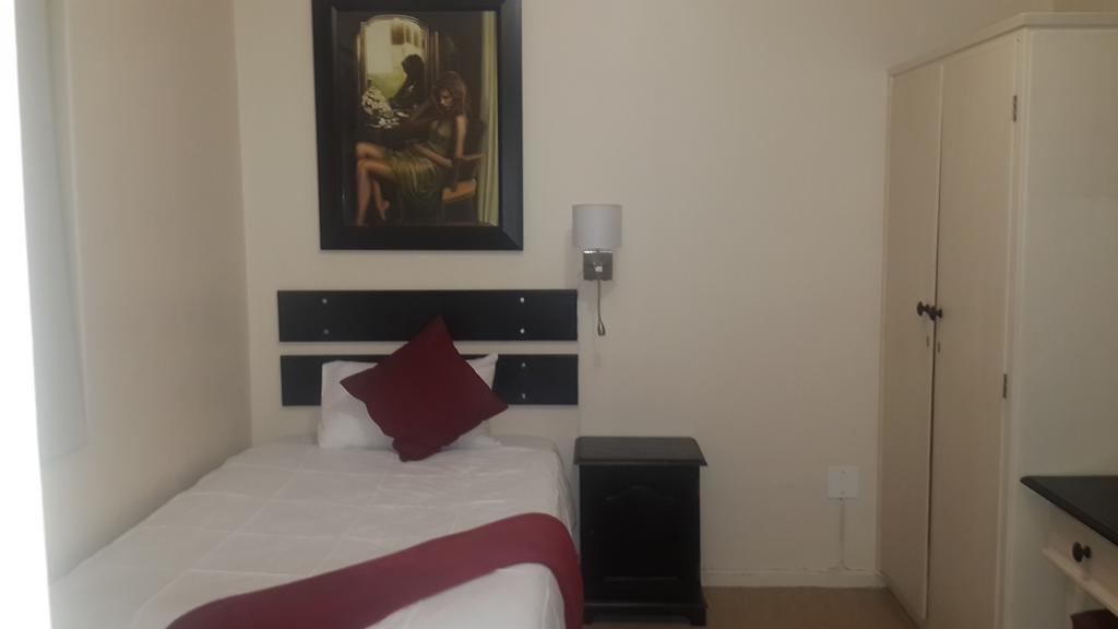 Victoria Hotel Bredasdorp Rum bild
