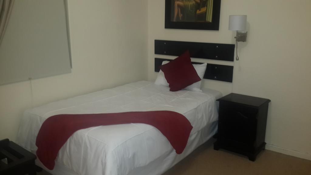 Victoria Hotel Bredasdorp Rum bild