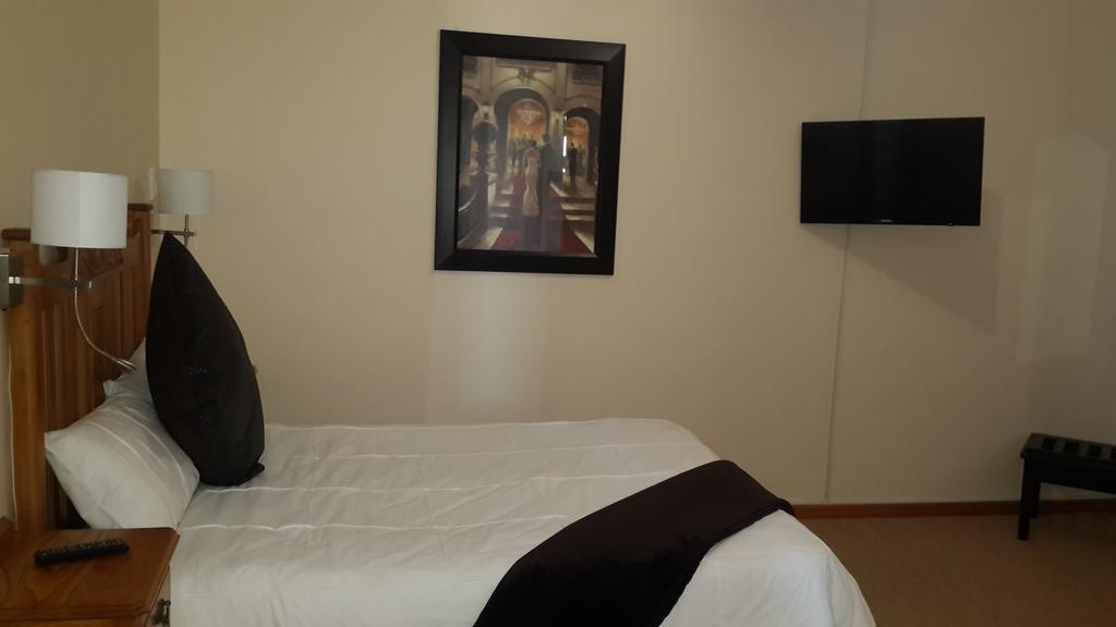 Victoria Hotel Bredasdorp Rum bild
